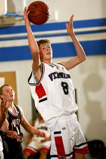 各大豪门主帅战术风格全面对比，各大豪门球衣