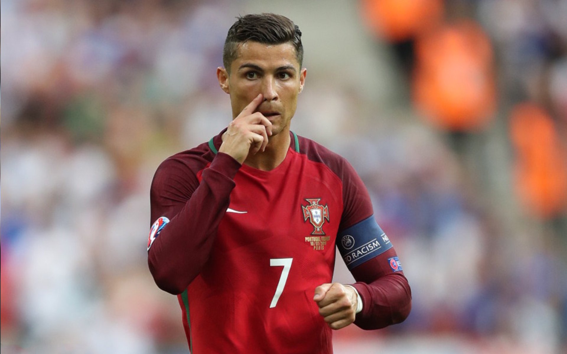 国际热身赛国足逆袭 球迷看好未来走势，国际足联热身赛