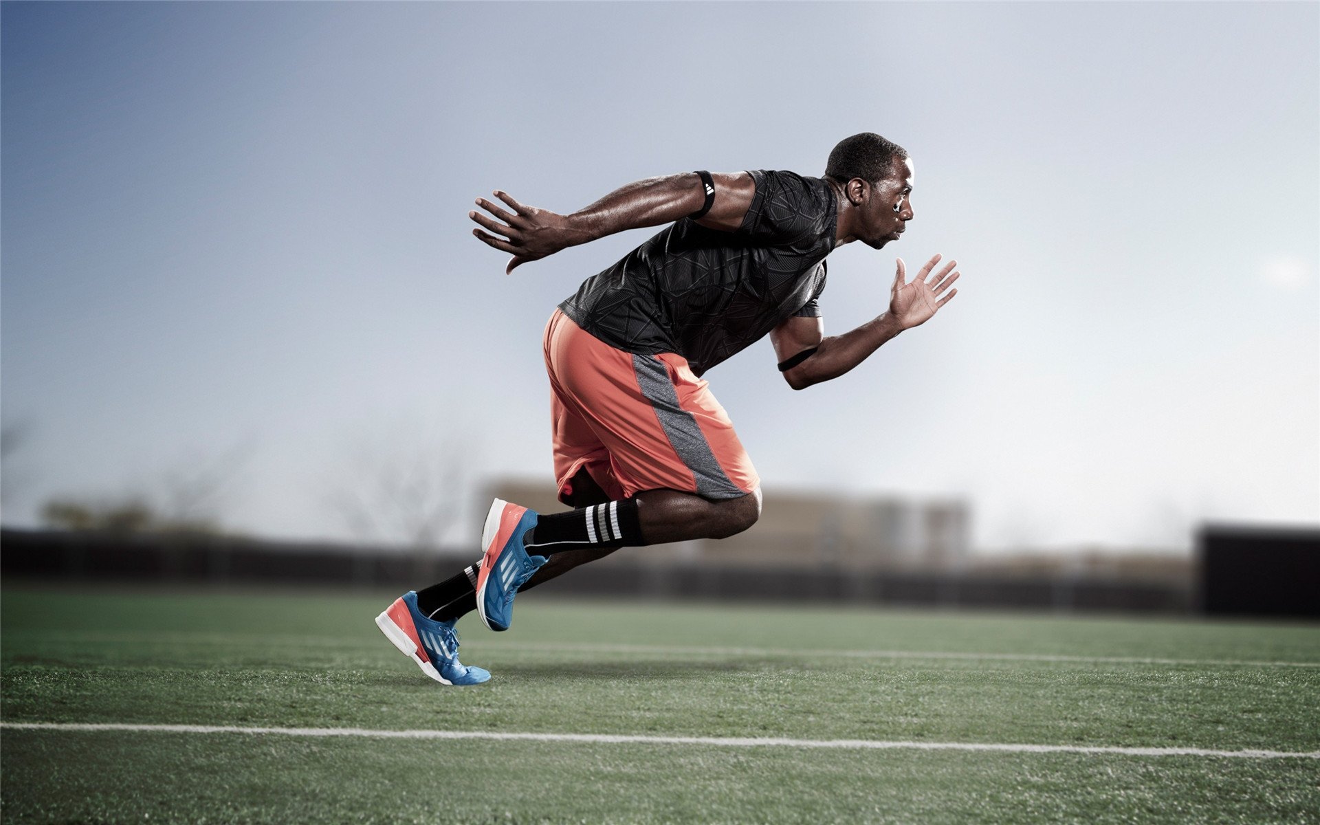 水球关键场次突尼斯团结应对